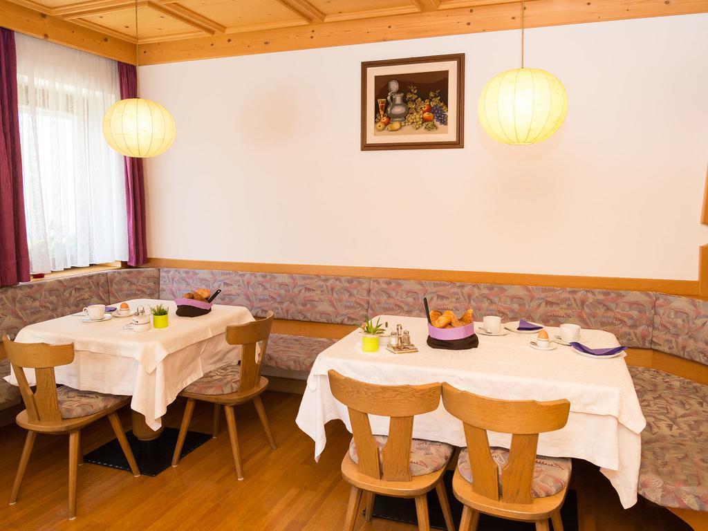 Haus Elisabeth 호텔 노바포넨테 외부 사진